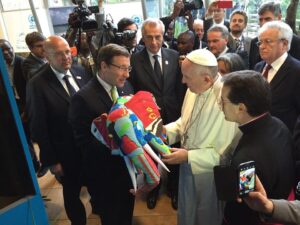 Pope and elephant
